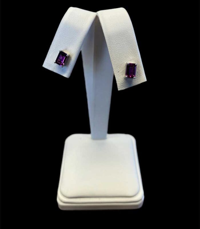 Sterling Silver 1.50cttw Purple Garnet Earrings